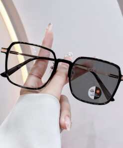 Women's Fashionable Metal Large Frame Color Changing Anti-Blue Light Sunglasses