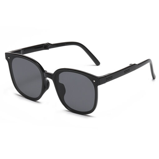 FASHIONABLE FOLDING LARGE FRAME POLARIZED SUNGLASSES